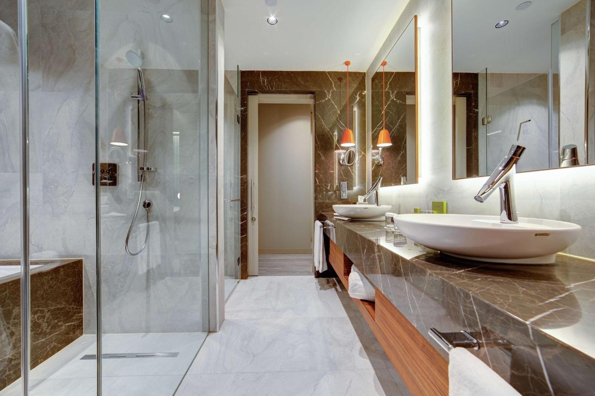 DoubleTree by Hilton Adana Otel Dış mekan fotoğraf